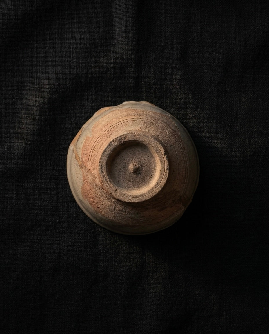 Momoyama to early Edo period - Kintsugi Karatsu tea bowl