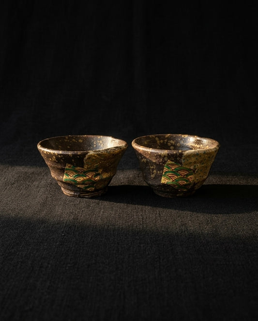 Kutani Vessel by Asuka Kiln