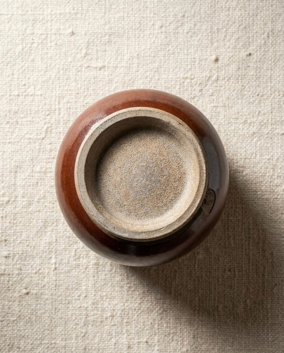 Takatori Ware Slender Vase by Hekizan Onimaru