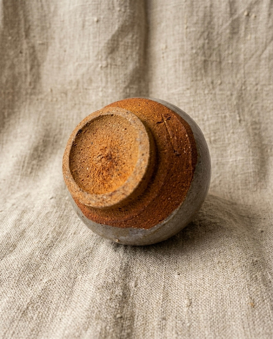 E-Karatsu Sake Set by Master Koju Nishioka