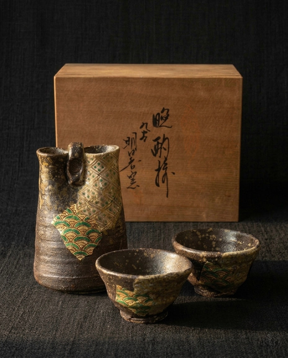 Kutani Vessel by Asuka Kiln