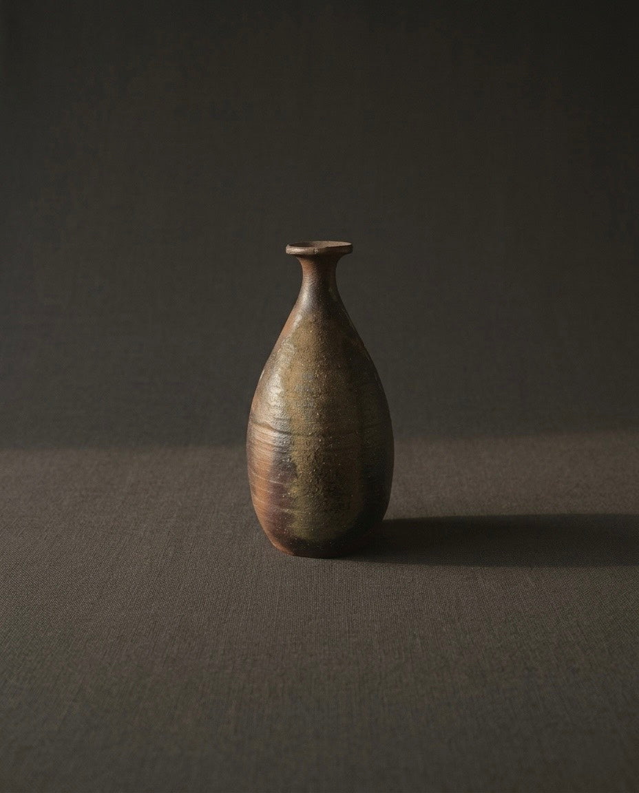 Bizen Single-Flower Vase by Ken Fujiwara